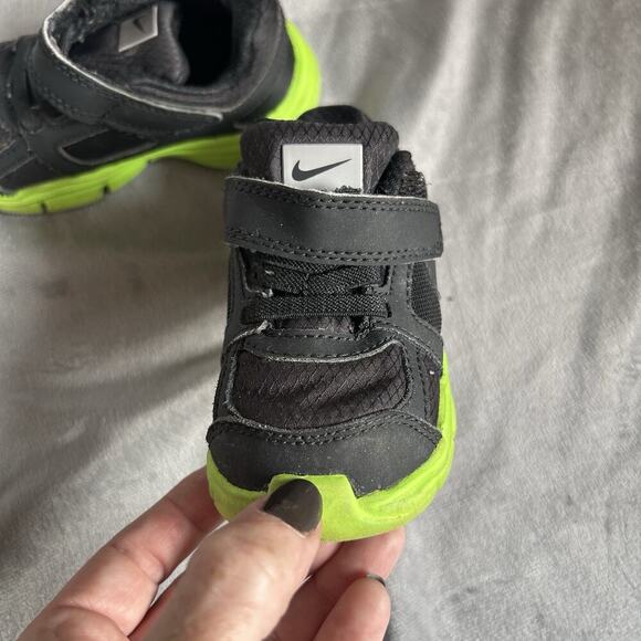Nike Fusion Neon Green Baby Sneakers 5.5C - Picture 2 of 7